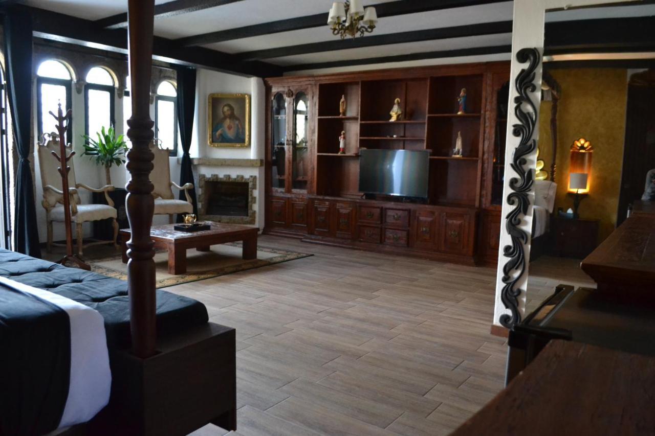 Hotel Boutique La Mansion Guadalajara Bagian luar foto