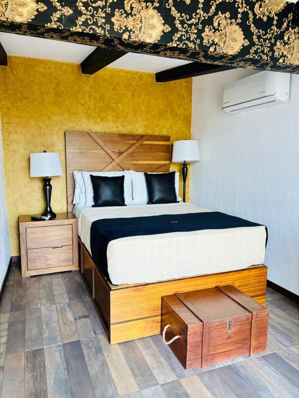 Hotel Boutique La Mansion Guadalajara Bagian luar foto