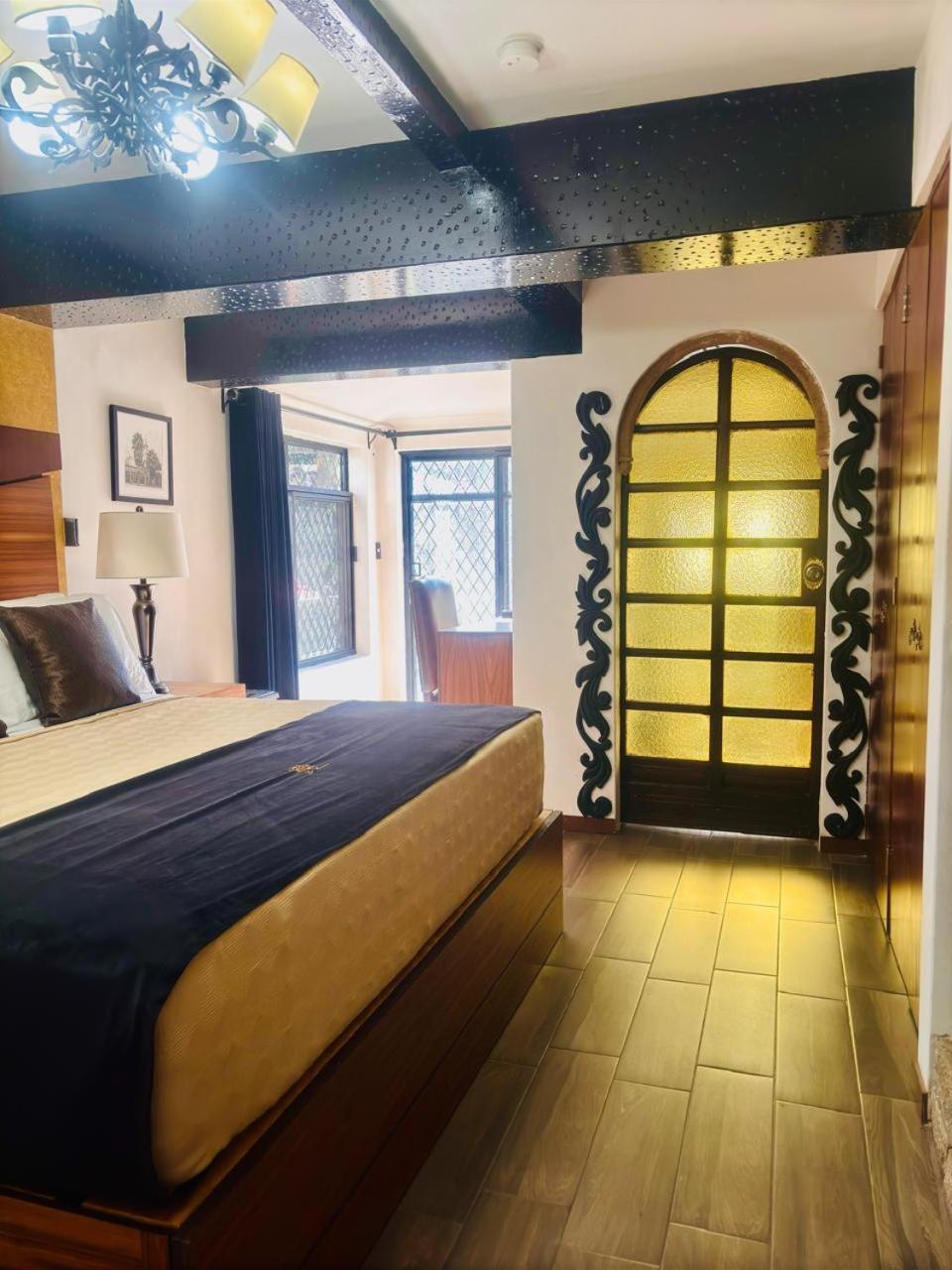 Hotel Boutique La Mansion Guadalajara Bagian luar foto