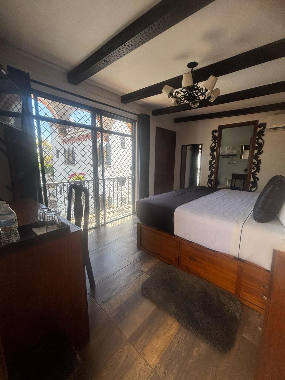 Hotel Boutique La Mansion Guadalajara Bagian luar foto